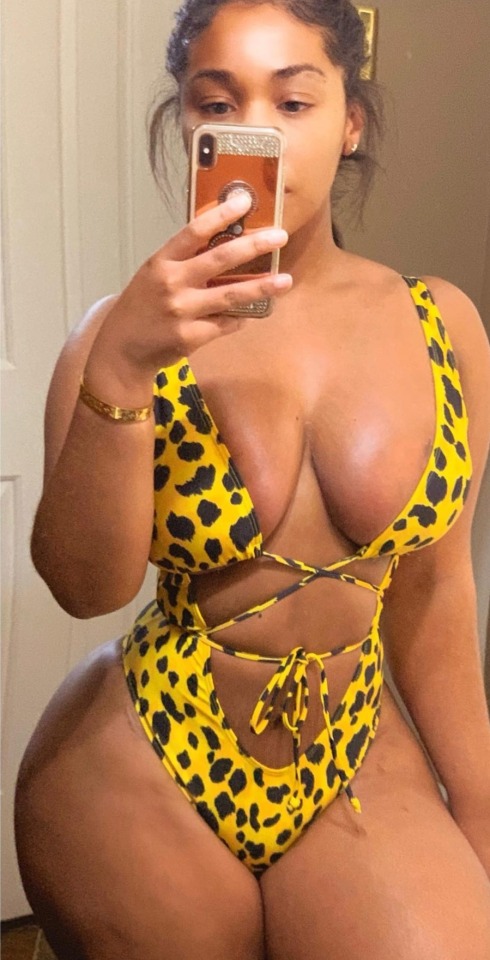 princejazziedad:DeliciouslySexy Luscious Redbone BootiDeliciousMs
