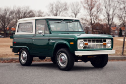 ladystilts:haberdashmen:  1976 Ford Bronco  I want you