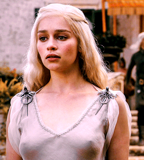 draconisxmalfoy:First Time Watching: Game of Thrones 1x01 | Emilia