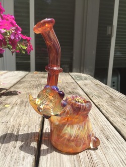 stoned-outta-my-mind420:  Bruhhh I am in love with this new bubbler