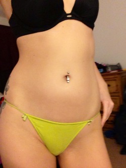 lilsugar2u:  Yellow panties!