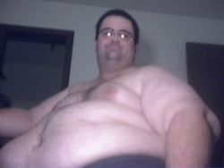 adiposexxxl:  gordo4gordo4superchub:  Mmmmmmm yummy  Love how