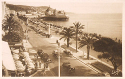 carsthatnevermadeitetc:  Photograph of the Promenade des Anglais,