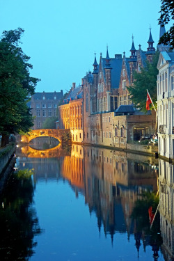 breathtakingdestinations:  Town Hall - Bruges - Belgium (von