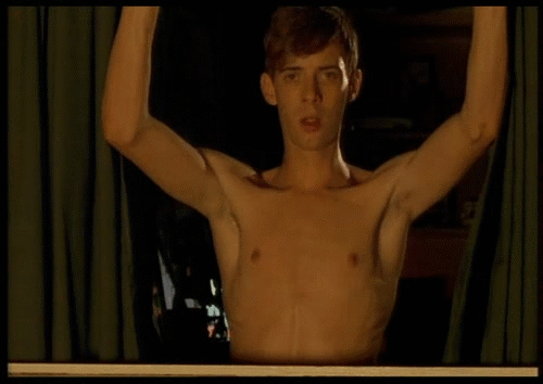 famousnudenaked:  Luke Treadaway Frontal Nude in Clapham Junction (2007)
