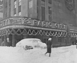 Radio City Music Hall during blizzard December 1947Photo by