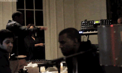 niaatastic:  blvck-zoid:  Kanye, Jay Z & Beyonce in studio 
