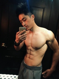 Viva!Asian hunks!