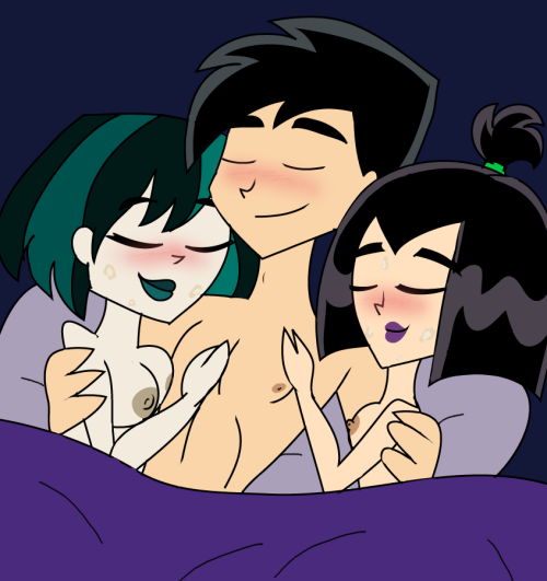nsfwpransesblog:  Commission of Danny having a threesome with Sam Manson and Gwen from “Total Drama”   Didn’t commission this but this is right up my alley!!