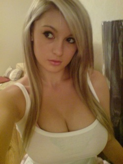 sandinmycrack:  With blond hair.  Support me @ live camgirls