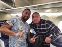wankojoker:  お、飛行機の中。これから世界を制覇かな？ｗ2015年6月28日WANKO