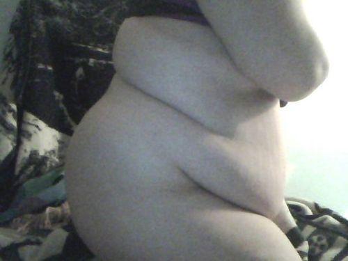 chubbygirlsrule:  quite-chubby:  mcflyver:  omgdotti:  wow  The fattening of a feedee  Keep getting fatter! :)  *_* Â  <3<3<3