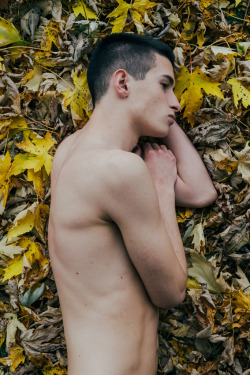 lesguys:Riccardo Thornhill by Ira Giorgetti