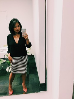 beachgrl76:  This skirt plus a black blouse (and I have a few