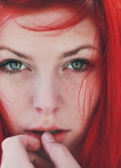 (more girls like this on http://ift.tt/2mVKSF3) Green eyes