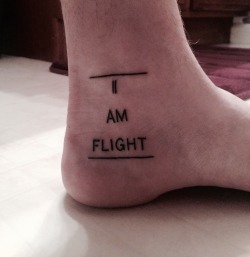 skellydun:  my little ode to fight club and mr robot. I am flight.