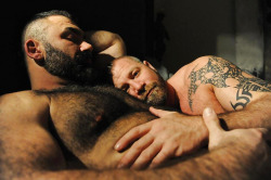 phillycigardaddy:  Bear Hugs Please Follow me http://phillycigardaddy.tumblr.com