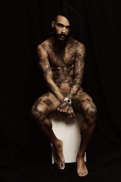 existentialstripper:  raggedick:  black is beautiful    @nikhampshire