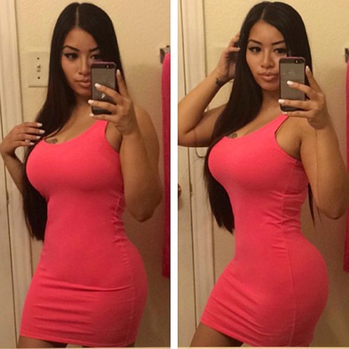 selfieasiangirl:Super thick Asian girl selfie big ass IG/TWIT @kandydang  More Asian Tweets Tumblr Porn