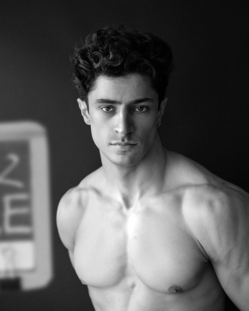 steven-myself:    Cyrus Amini by Baldovino Barani - FACTORY Fanzine