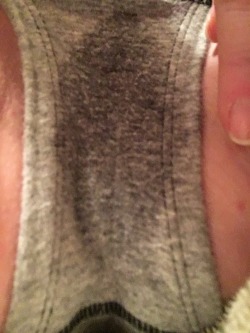 scentofpanties:  sweetswede22:  Pretty soaked right now!!!   Yummy!