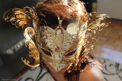 This is my favorite mask for “elegance” themed events. 