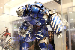 herochan:  3D Systems’ Gentle Giant Collection @CES 2014 Iron