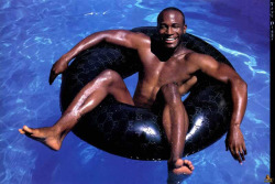 guysthatgetmehot:  Taye diggs your smile is piercing my heart,