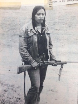 zhiingwaakoons:  ruthhopkins:  Native woman warrior  1974 Occupation