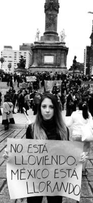 mirusha99:  “La dignidad humana va cayendo cada vez mas