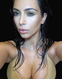 leakedcelebrityphotos2015:  Also check Kim Kardashian Leaked