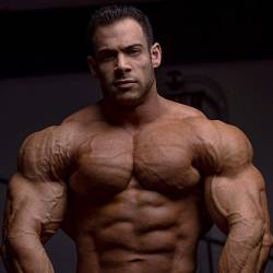 justmuscle77:  Mahmoud Al Durrah is big, beefy and beautiful.