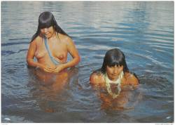 Yawalapiti Brazilian women, via Delcampe.   &ldquo;laulapiti&rdquo; young girls on the Tuatuari River. Native reserve of Xingu.