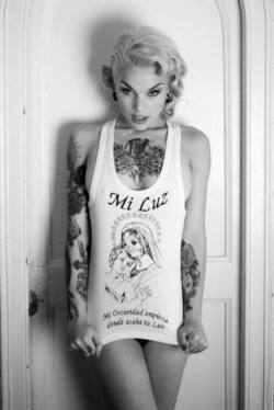 stunning-round-of-inked-girls:  More @ http://stunning-round-of-inked-girls.tumblr.com