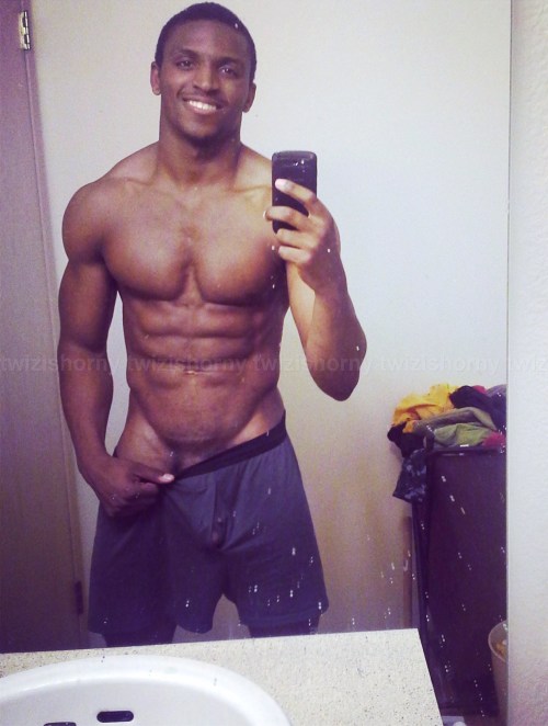 black-dicks-r-us:  FIND LOCAL BLACK GAY SEX! Over 500,000 Profilesâ€¦ Â www.BlackM4M.com  ðŸ˜ðŸ†ðŸ’¦  Please follow:1.http://nudeselfshots-blackmen.tumblr.com/2.http://gayhornythingz.tumblr.com/3.http://nudeselfshotsofmen.tumblr.com/