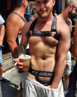 snugglebeartx:  at Southern Decadence