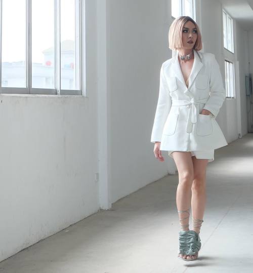 jkontumblr:  Dokzi Couture  