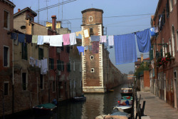 kradhe:  Venice, Italy, 2004  Ferdinando Scianna  