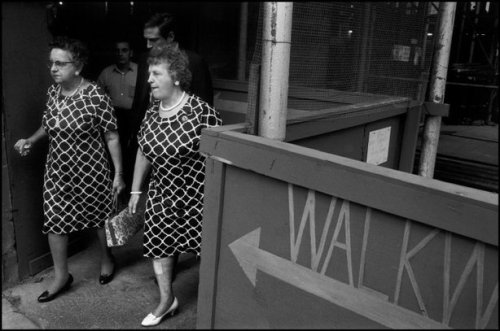 2000-lightyearsfromhome:   New York, Women wearing the same dress,