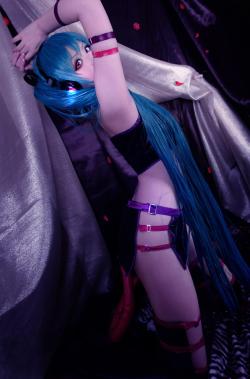 corette:  CN：Kanda Laam  Hatsune Miku @ VocaloidInspired by