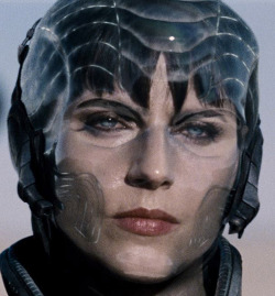 nerd-utopia:  Is it the eyes? When I first saw Antje Traue as