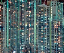 wilwheaton:  awkwardsituationist:  hong kong at night by michael