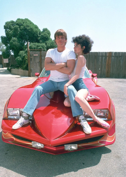 machetelanding:Mark Hamill & Annie Potts in Corvette Summer