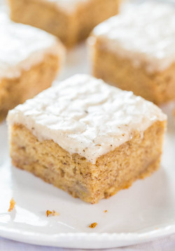 foodffs:  Banana Bread Bars with Vanilla Bean Browned Butter