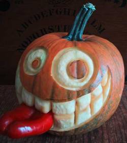 inksword:   The life and times of Pepper the pumpkin. 