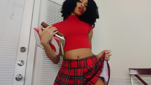 badgoddessrosie:  Iâ€™m your super hott bratty schoolgirl.