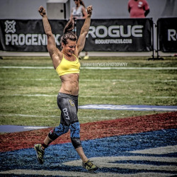 girlswhodocrossfit:  Julie Foucher by: Hannah Hayworth Photo