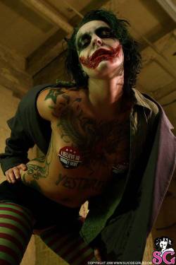 nerdygirlsnaked:  Naked Joker Cosplay Strip 