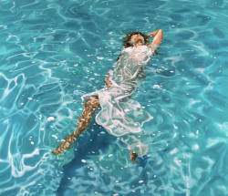 anitaleocadia:  Eric Zener  - oil on canvas, 2013 - Gentle