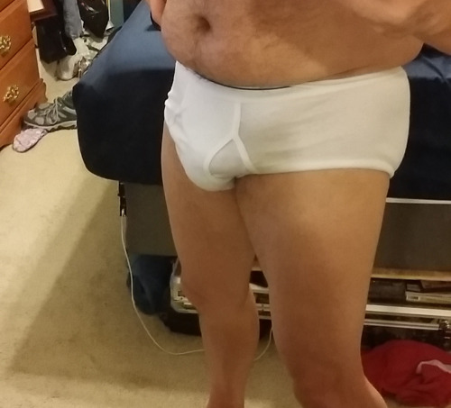 iluvbriefs2:  white briefs pics right when I got up this morningâ€¦  ðŸ‘ðŸ¼